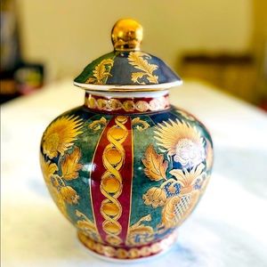 Vintage Oriental vase